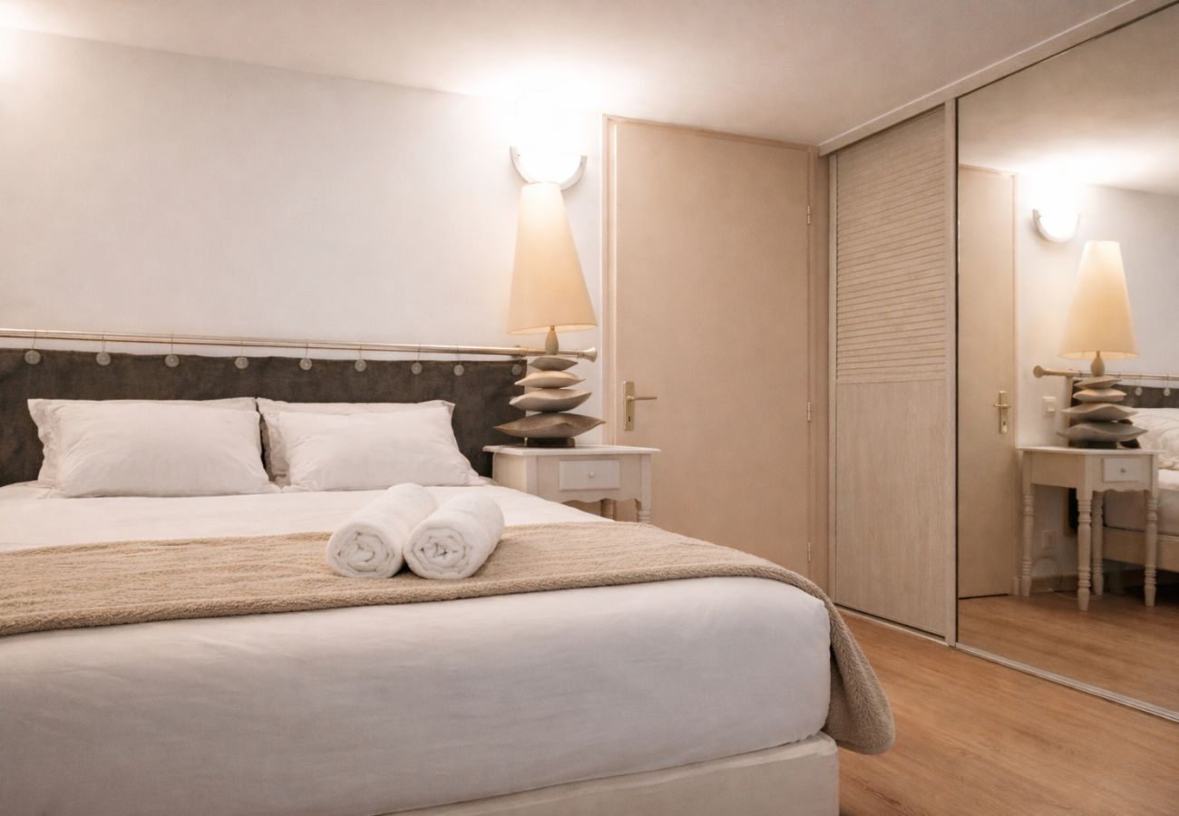 Appartement à Les Sables-d´Olonne - Loft en plein cœur des Sables, à deux pas de la mer – 8 personnes