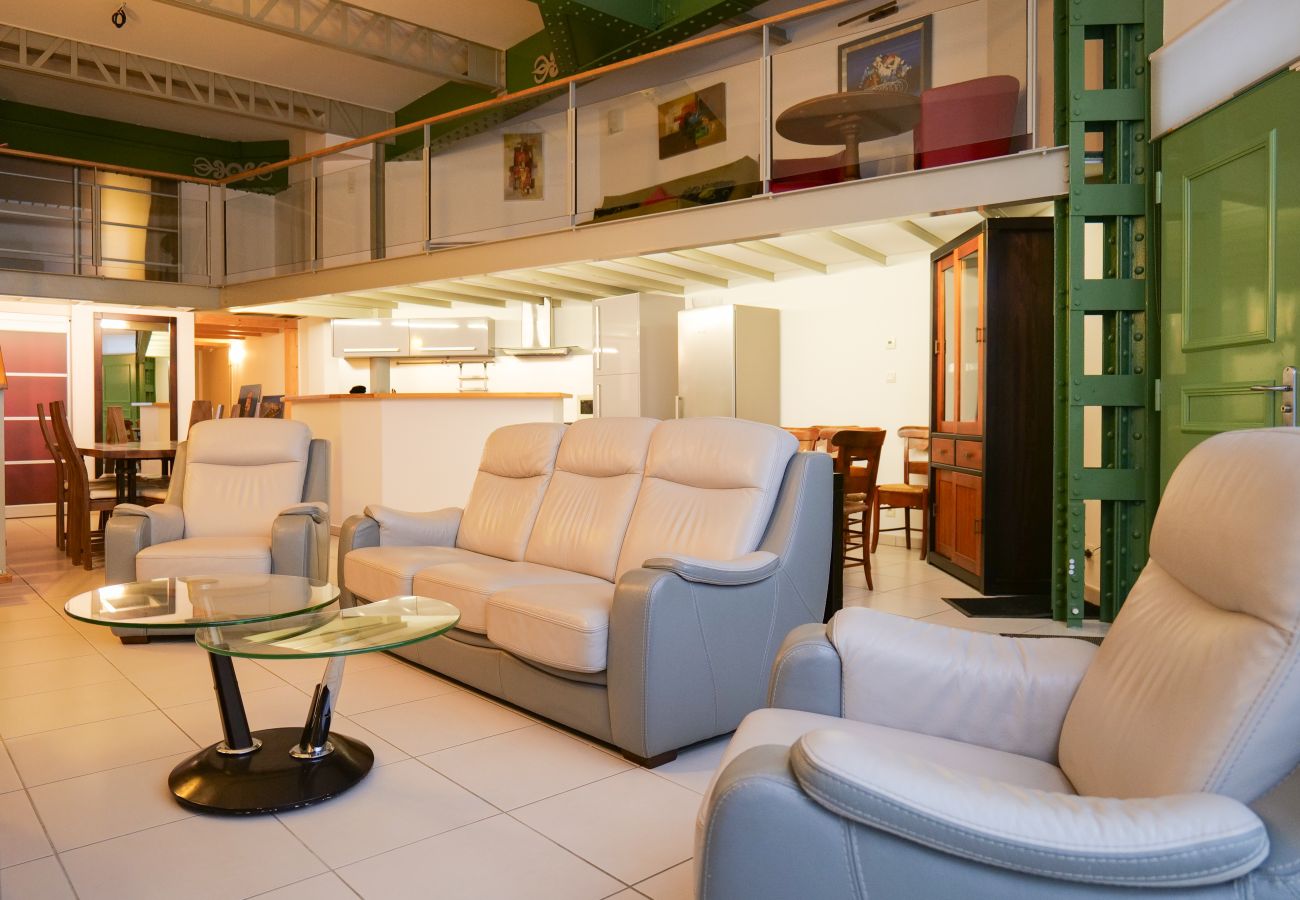 Appartement à Les Sables-d´Olonne - Loft en plein cœur des Sables, à deux pas de la mer – 8 personnes