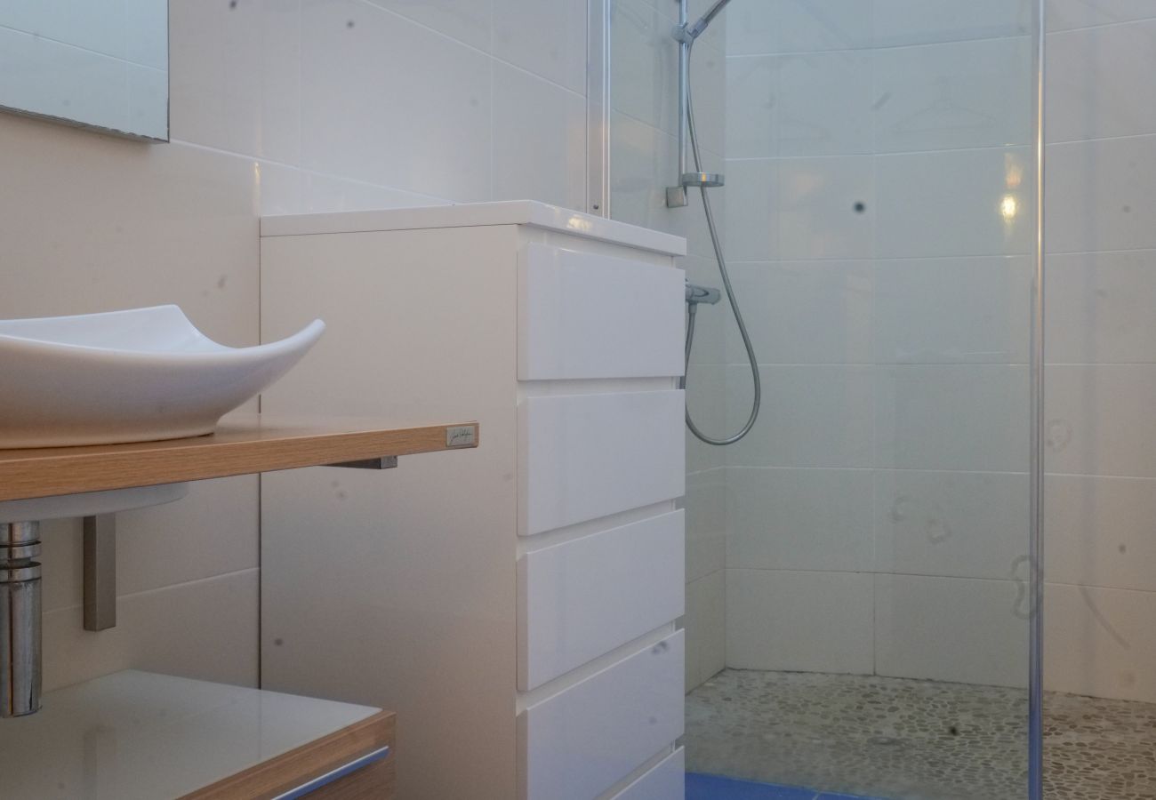 Appartement à Les Sables-d´Olonne - Loft en plein cœur des Sables, à deux pas de la mer – 8 personnes