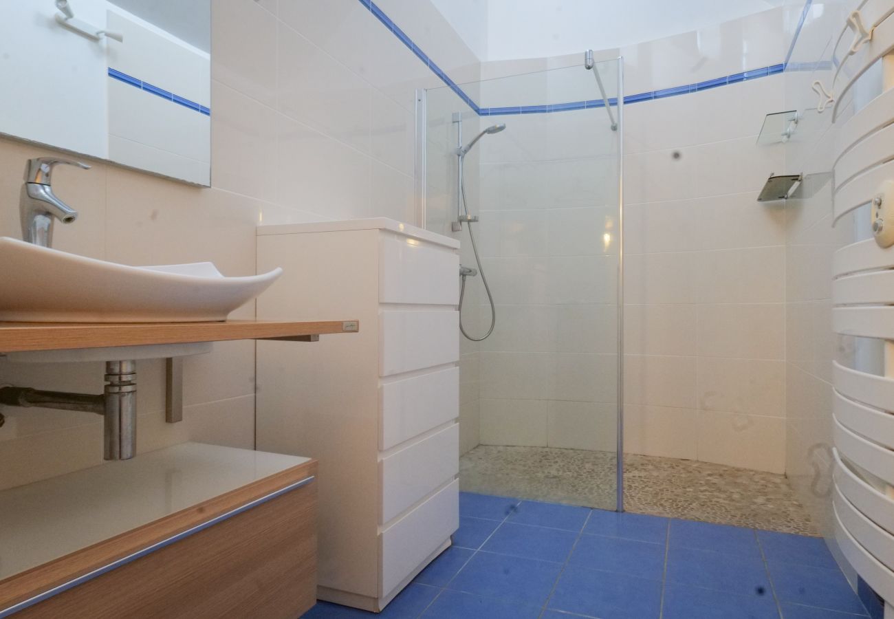 Appartement à Les Sables-d´Olonne - Loft en plein cœur des Sables, à deux pas de la mer – 8 personnes