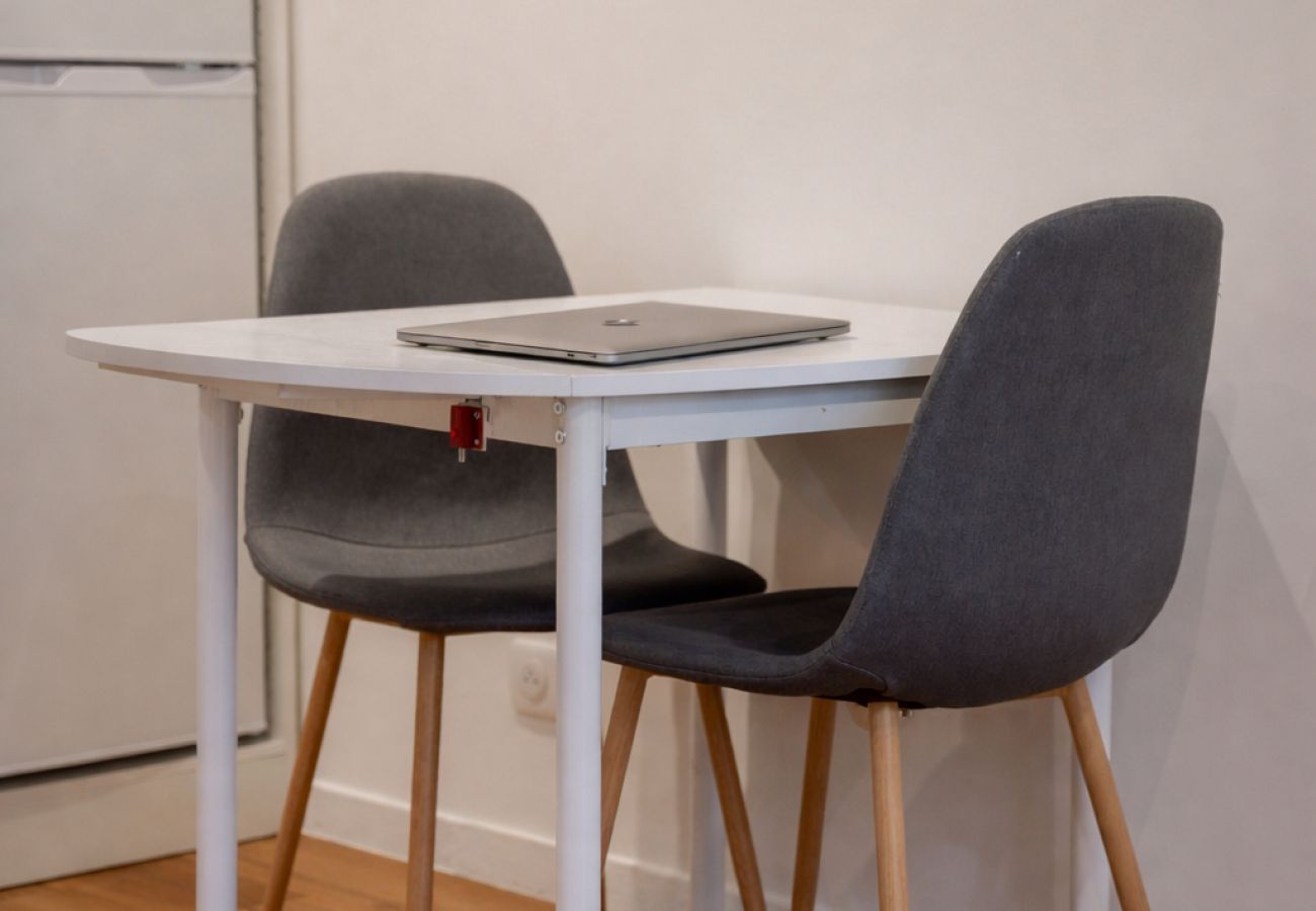 Studio à Angers - Charmant studio tout confort pour 2 – Centre-ville d’Angers