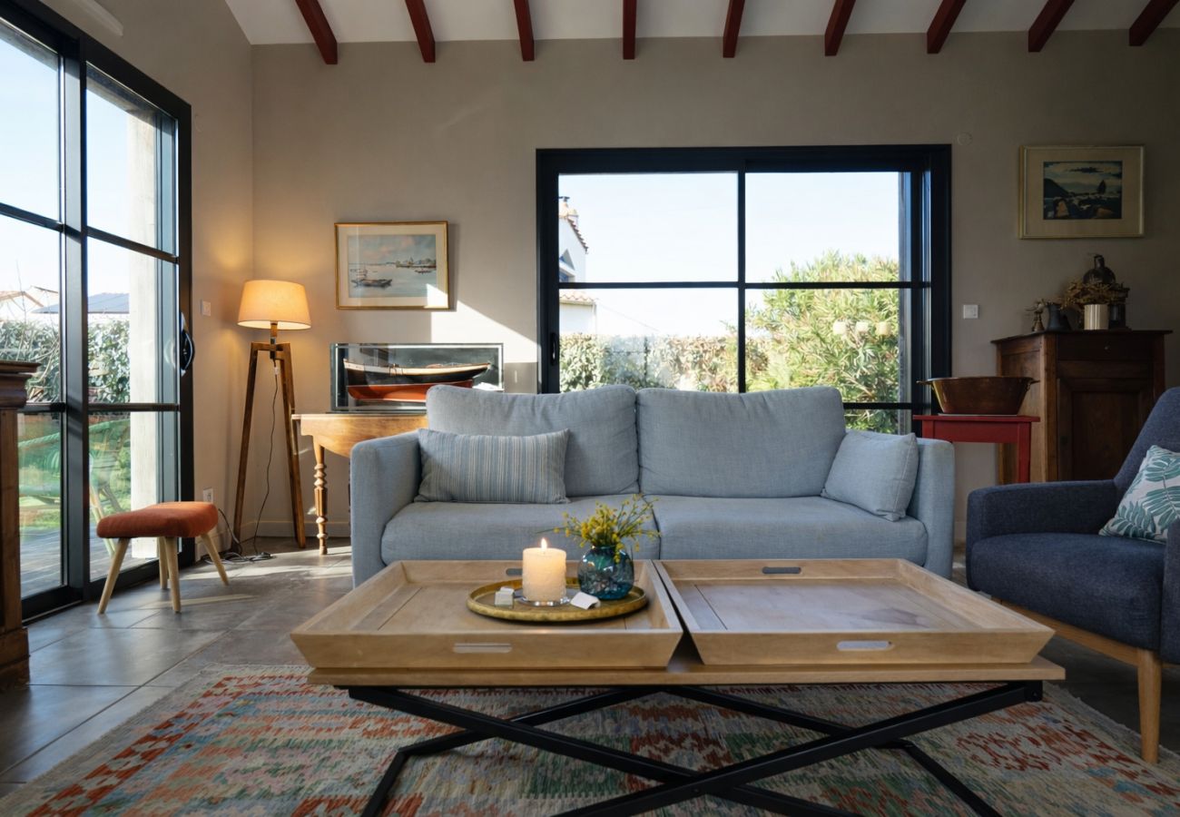 Maison à Olonne-sur-Mer - Grande maison avec jardin clos 8 personnes 