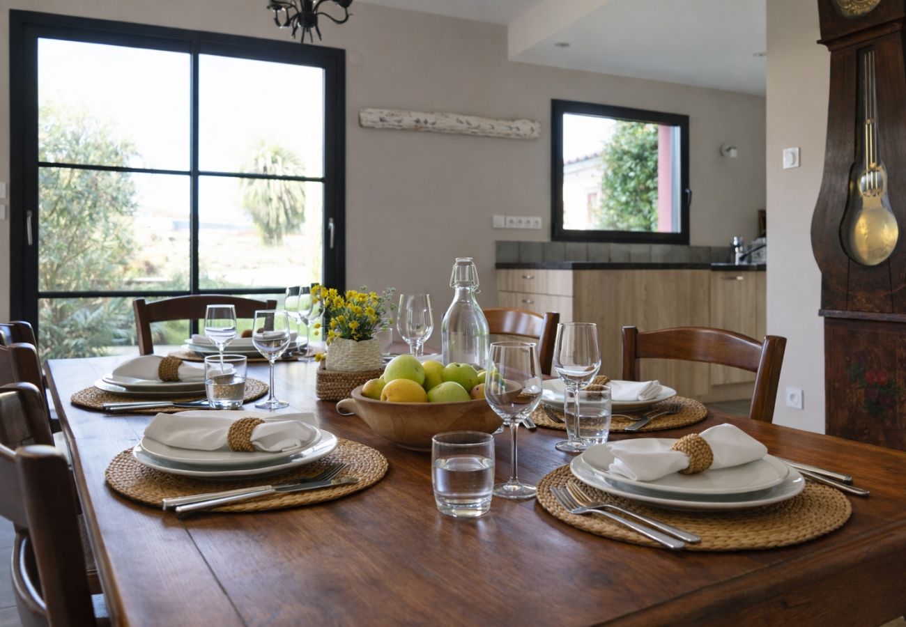 Maison à Olonne-sur-Mer - Grande maison avec jardin clos 8 personnes 