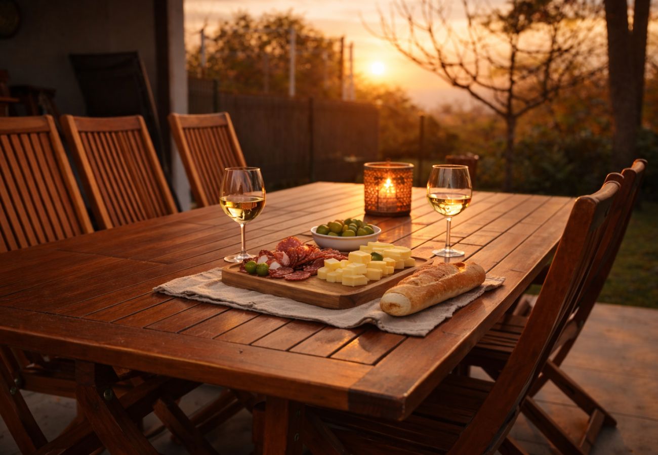 Maison à Olonne-sur-Mer - Grande maison avec jardin clos 8 personnes 