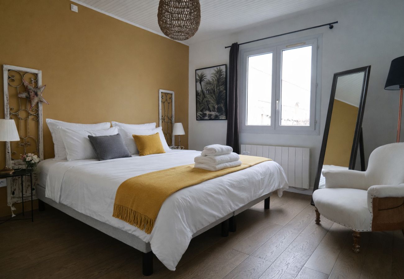 Maison à Les Sables-d´Olonne - Maison 3 chambres avec jardin + studio indépendant 8 pers