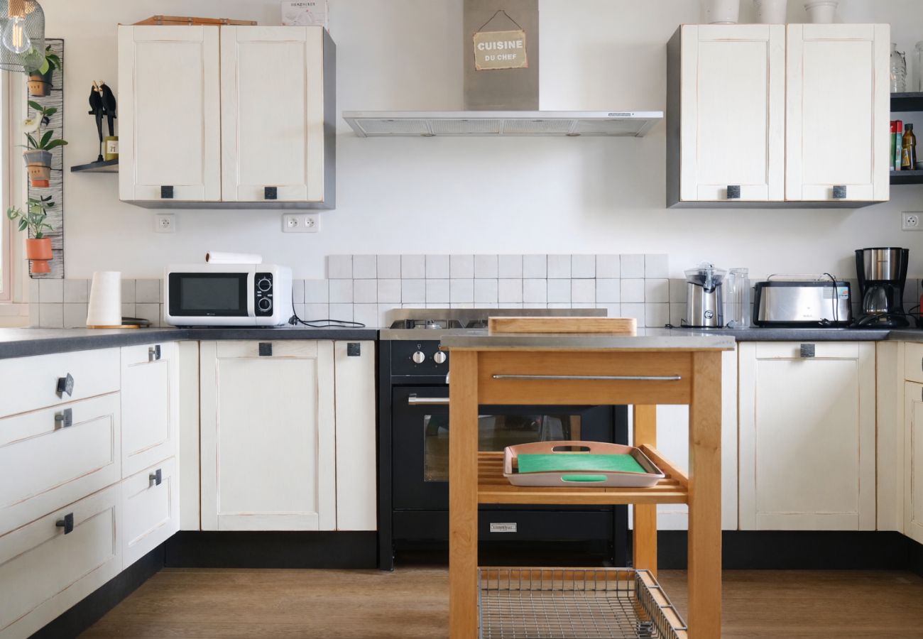 Maison à Les Sables-d´Olonne - Maison 3 chambres avec jardin + studio indépendant 8 pers