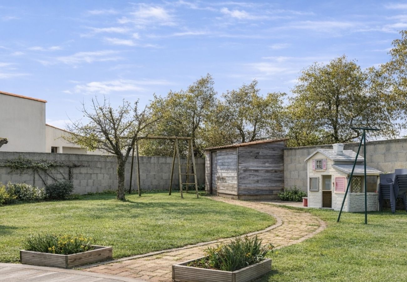Maison à Les Sables-d´Olonne - Maison 3 chambres avec jardin + studio indépendant 8 pers