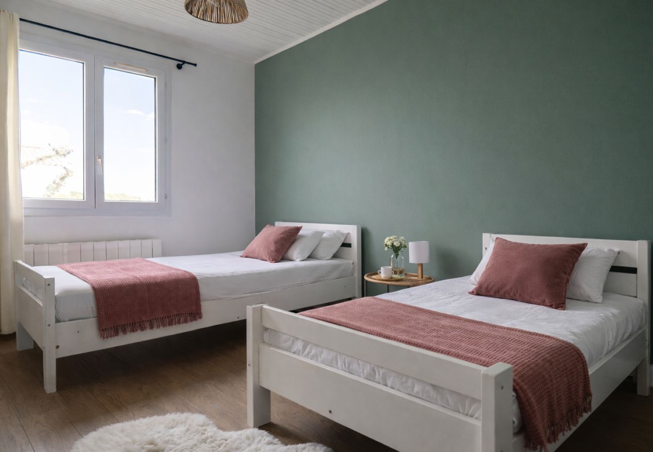 Maison à Les Sables-d´Olonne - Maison 3 chambres avec jardin + studio indépendant 8 pers