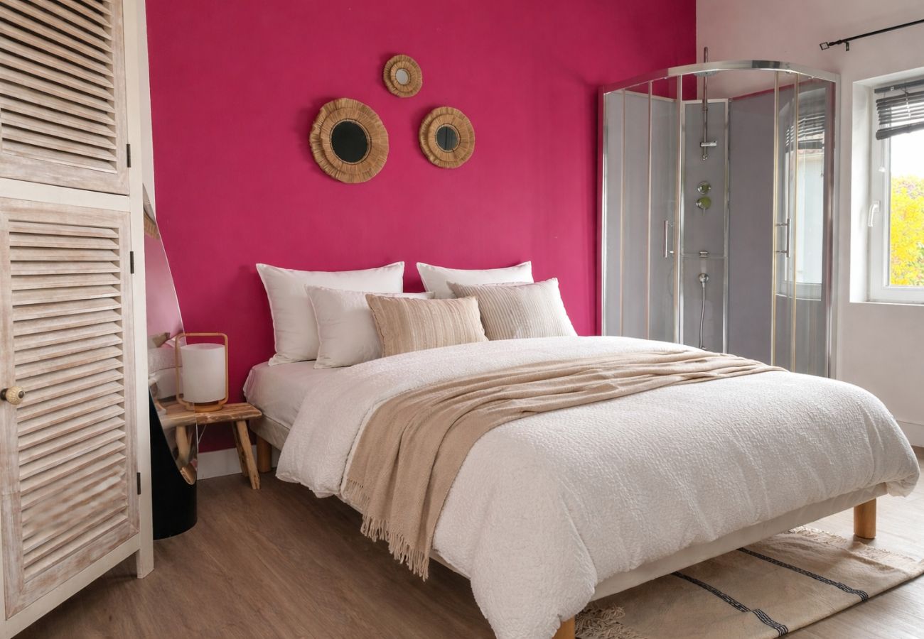 Maison à Les Sables-d´Olonne - Maison 3 chambres avec jardin + studio indépendant 8 pers