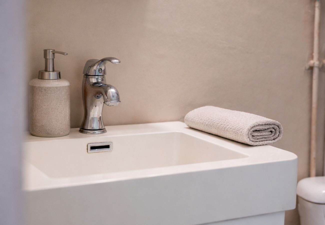 Studio à Les Sables-d´Olonne - Studio à 100m de la mer 2 personnes