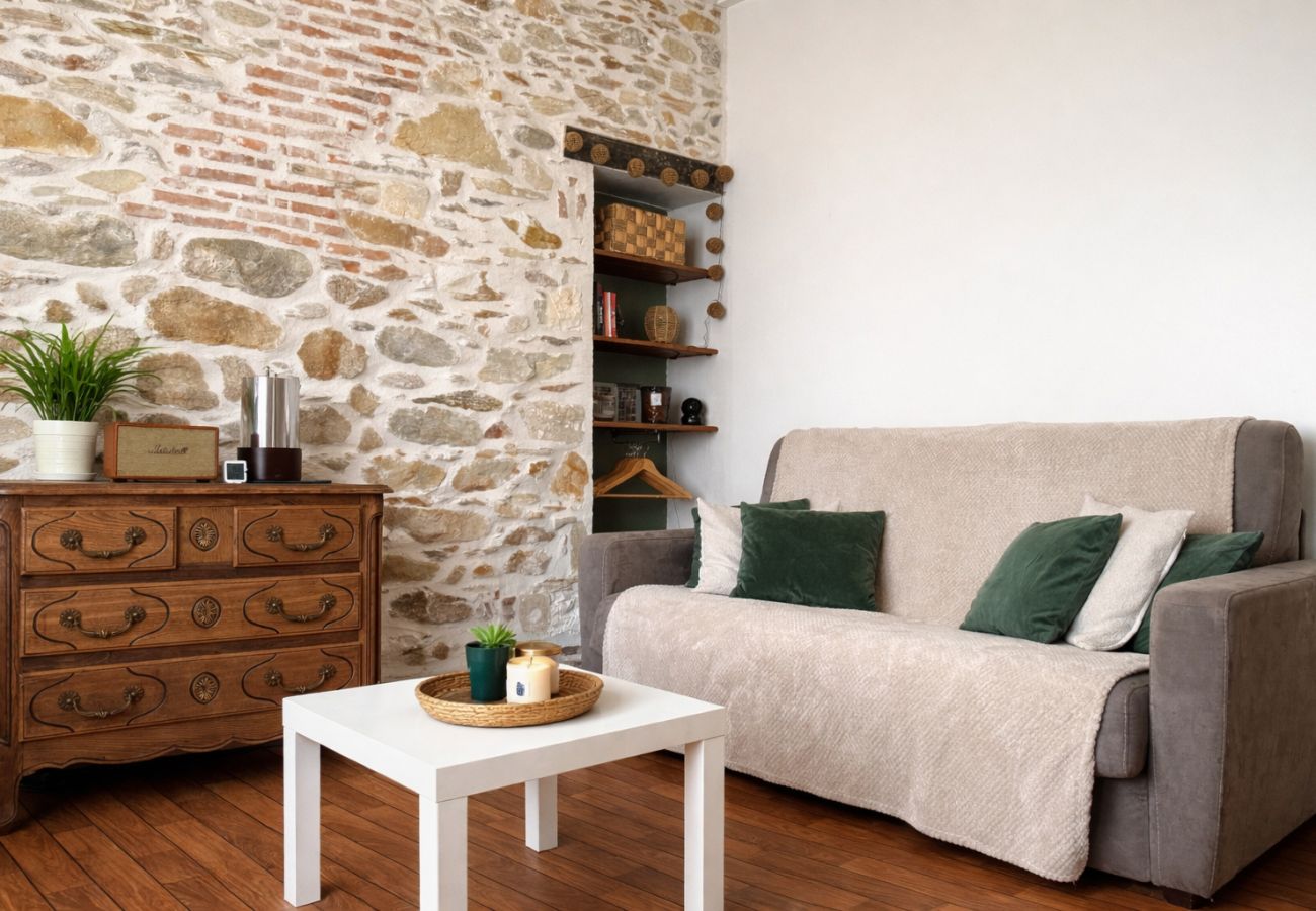 Studio à Les Sables-d´Olonne - Studio proche mer et remblai des Sables 3 personnes