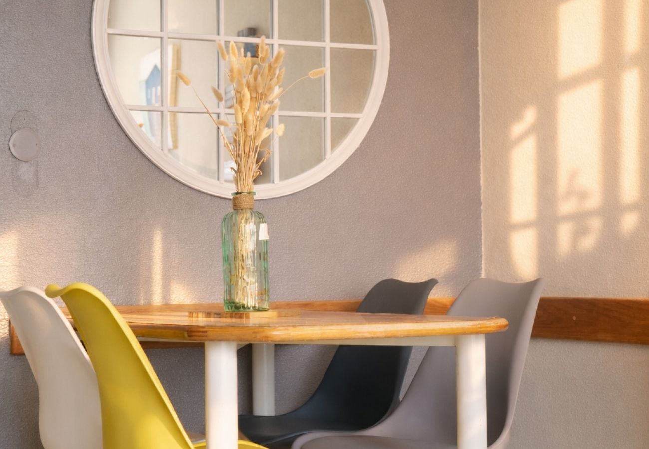 Appartement à Talmont-Saint-Hilaire - Appartement lumineux avec balcon et vue port – 4 pers