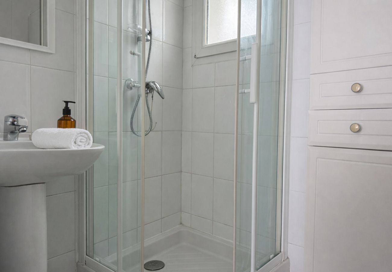 Maison à Les Sables-d´Olonne - Petite maison avec jardin à La Chaume – 4 personnes