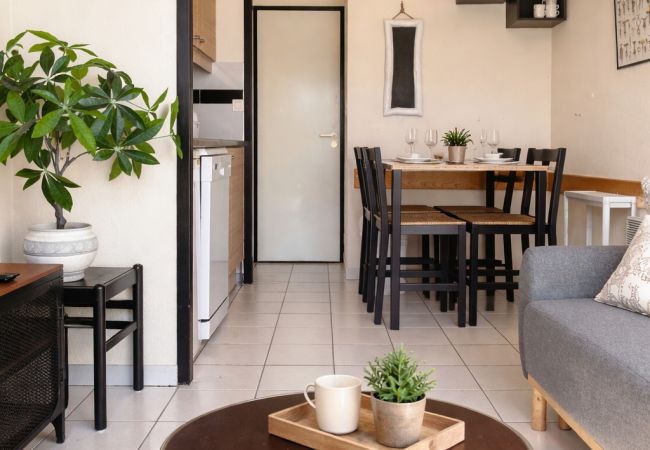 Studio à Talmont-Saint-Hilaire - Charmant studio rénové avec terrasse - 4 personnes