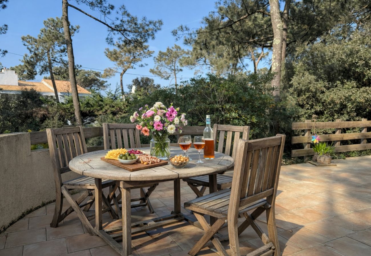 Maison à Les Sables-d´Olonne - Maison de vacances 6 personnes avec jardin – proche Tanchet