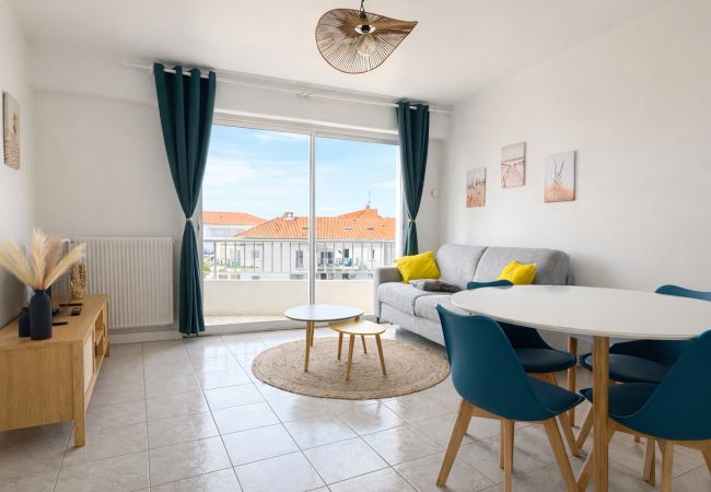Appartement à Les Sables-d´Olonne - Appartement moderne pour 4 personnes – proche gare