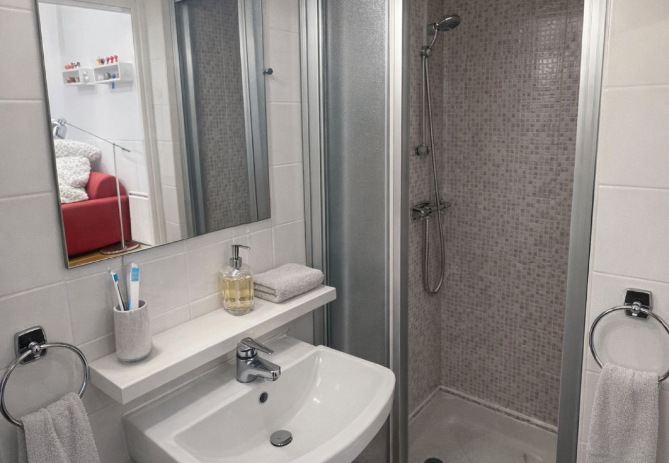 Studio à Angers - Appartement tendance & artistique – centre ville d’Angers - 4 PERS