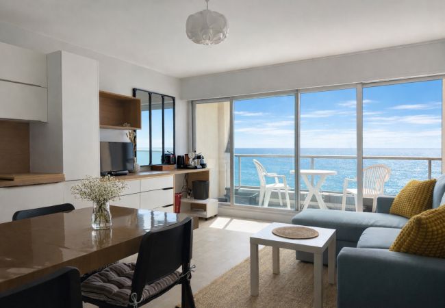 Appartement à Les Sables-d´Olonne - Appartement face mer – balcon, 4 personnes