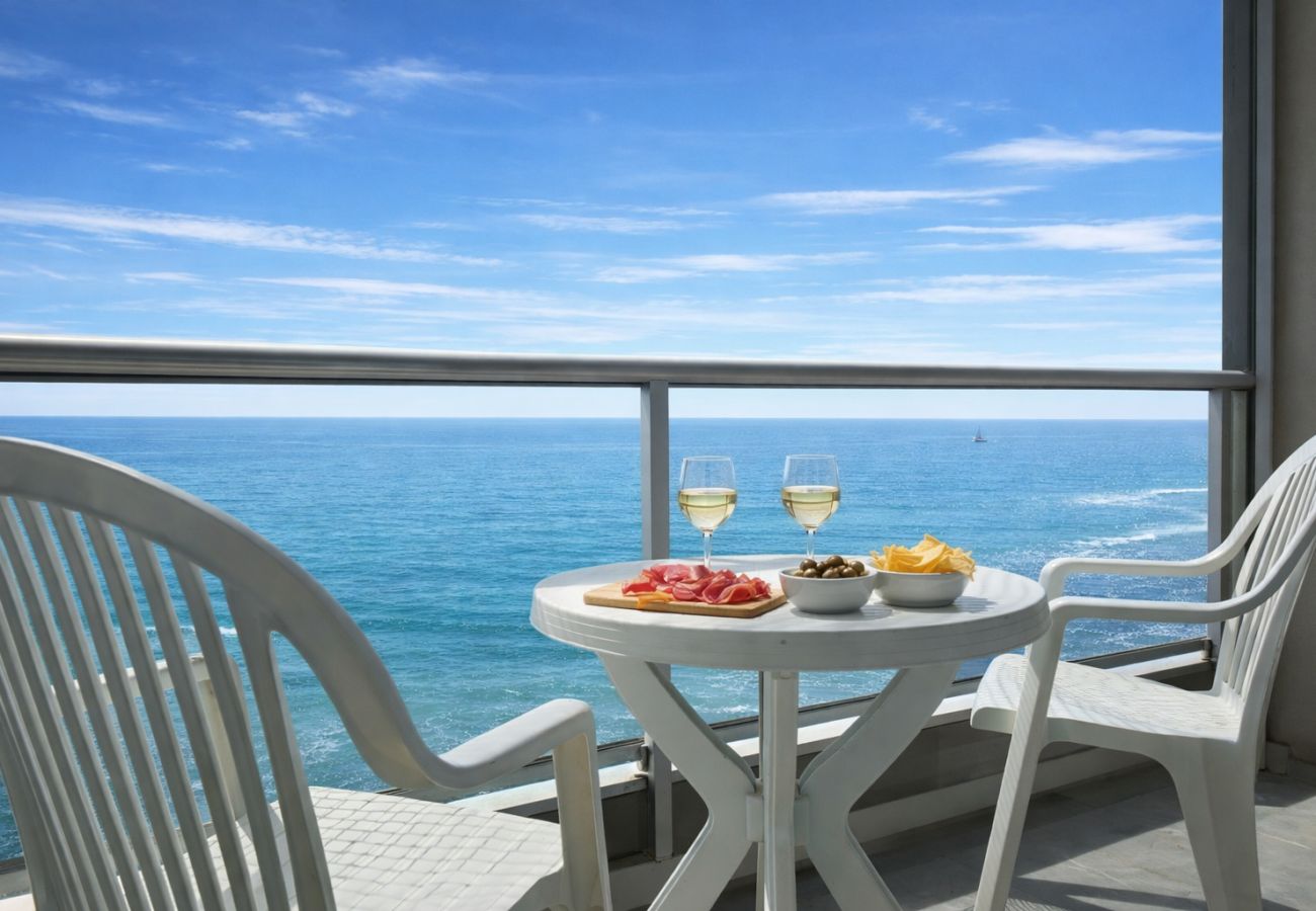 Appartement à Les Sables-d´Olonne - Appartement face mer – balcon, 4 personnes
