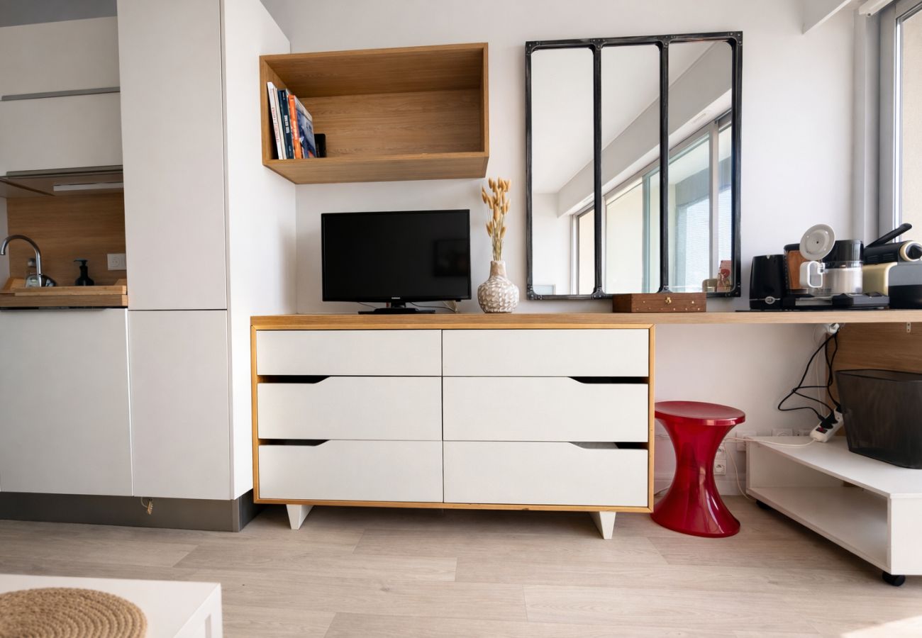 Appartement à Les Sables-d´Olonne - Appartement face mer – balcon, 4 personnes