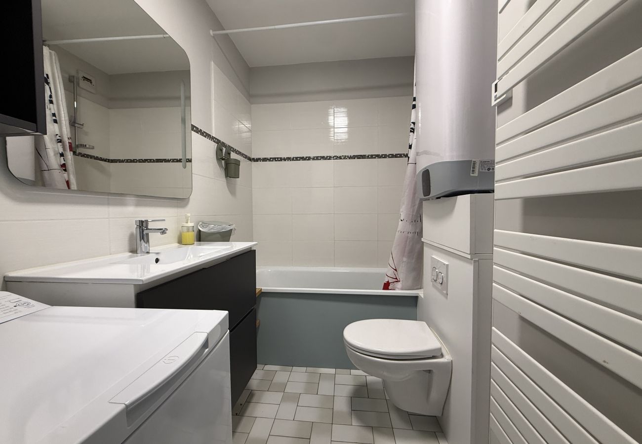 Appartement à Les Sables-d´Olonne - Appartement face mer – balcon, 4 personnes
