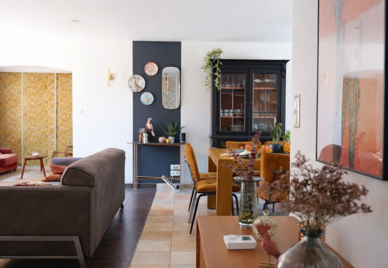 Maison à Les Sables-d´Olonne - Maison avec piscine privée & jardin – 8 personnes
