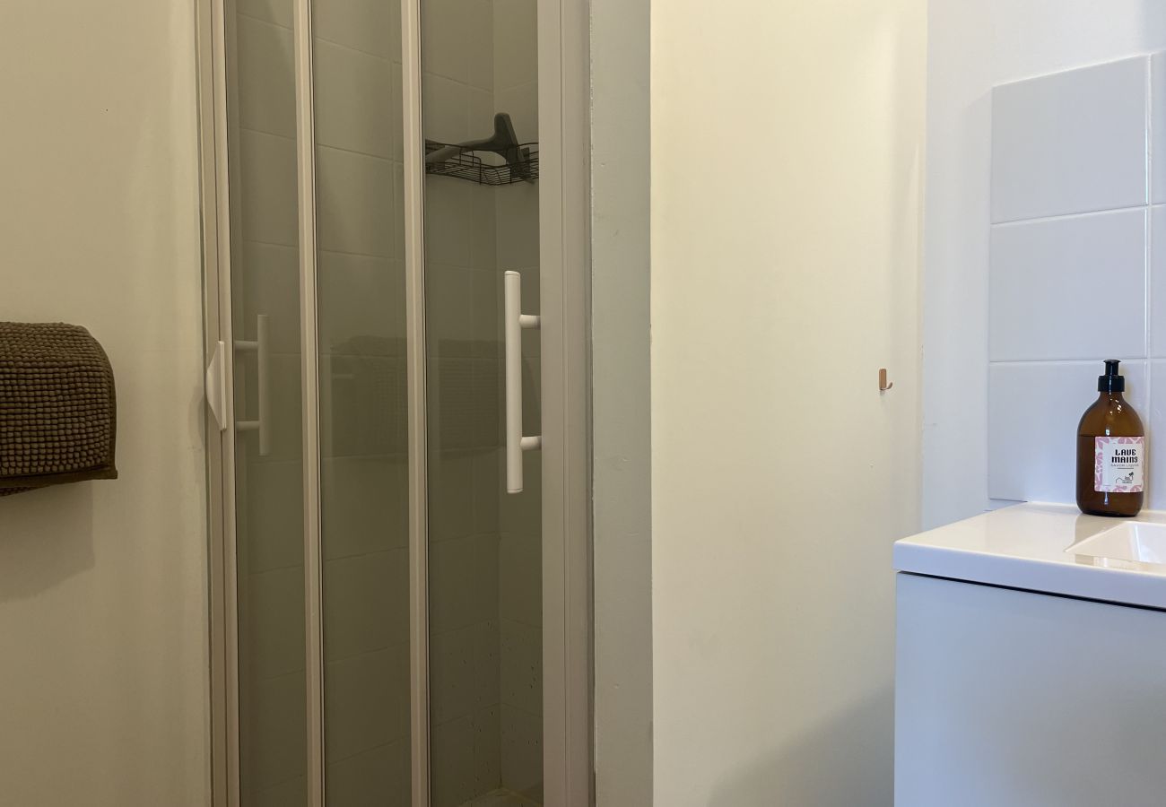 Appartement à Angers - Appartement cosy au cœur de la cité historique d’Angers – Terrasse & confort - 2 pers