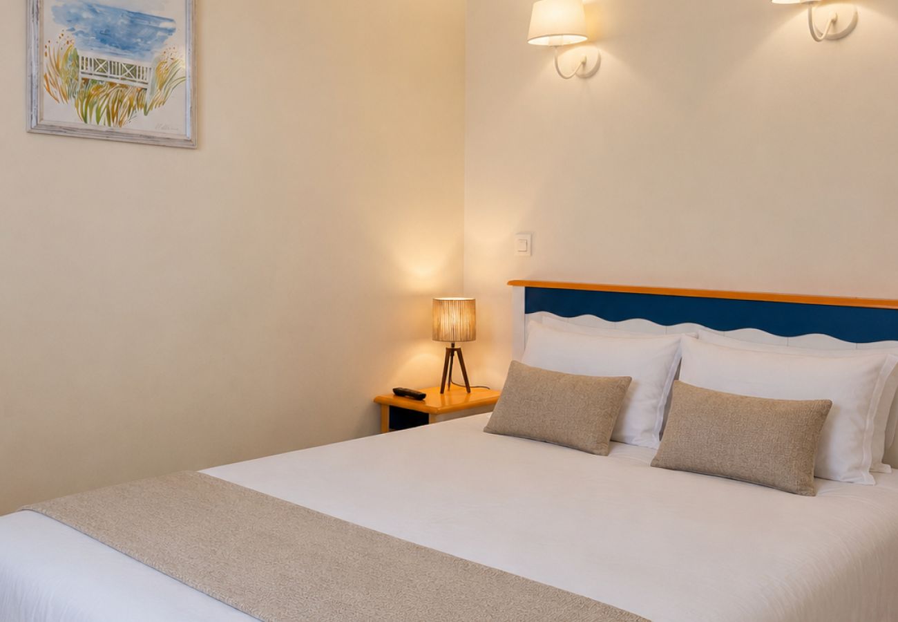 Appartement à Talmont-Saint-Hilaire - Séjour au calme avec vue sur le golf – 5 pers