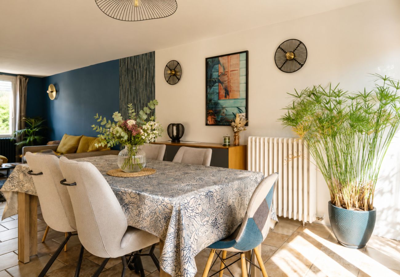 Maison à Les Sables-d´Olonne - Jolie maison de vacances avec piscine - 5 personnes