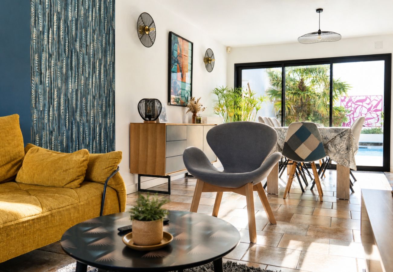 Maison à Les Sables-d´Olonne - Jolie maison de vacances avec piscine - 5 personnes