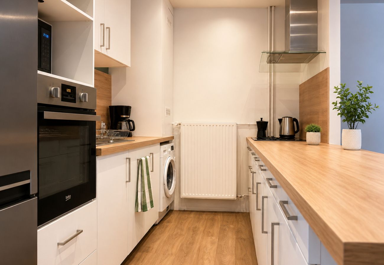 Appartement à Angers - Appartement chaleureux tout équipé à deux pas du centre d’Angers – 8/10 pers