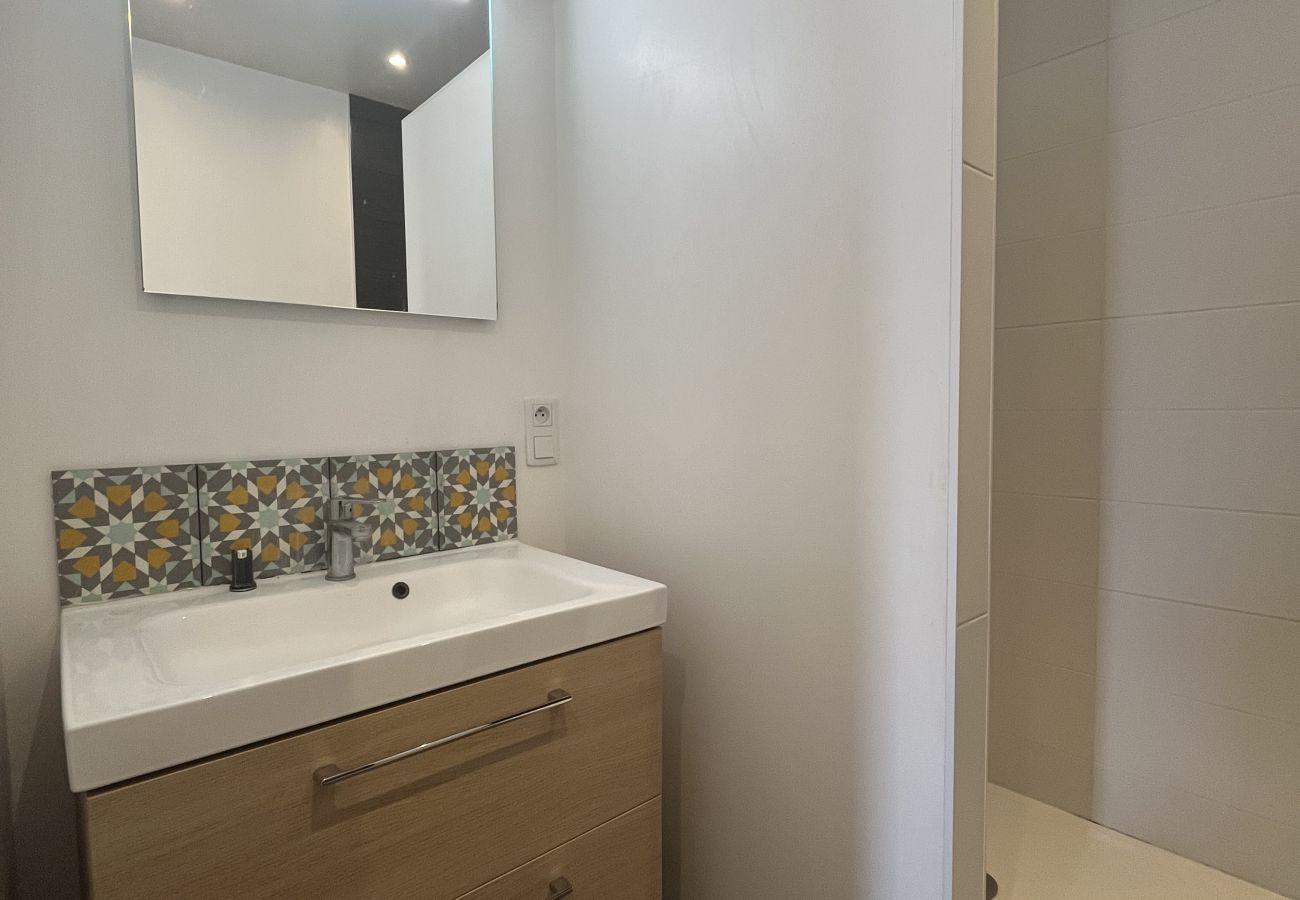 Appartement à Angers - Appartement chaleureux tout équipé à deux pas du centre d’Angers – 8/10 pers