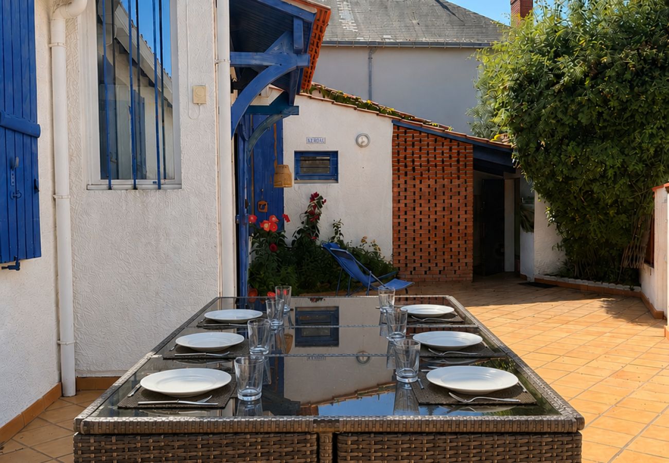 Maison à Les Sables-d´Olonne - Jolie maison avec terrasse 6 personnes
