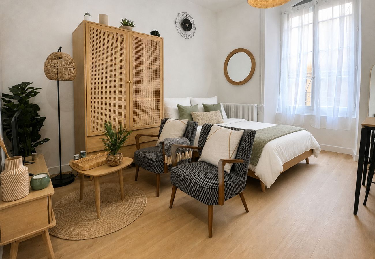 Studio à Angers - Studio Élégant & Tout Confort en Centre-Ville - 2 pers