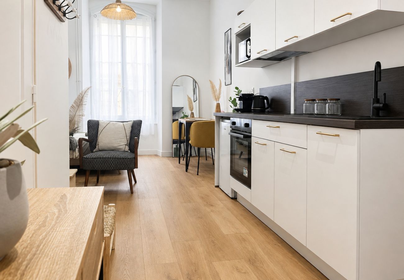 Studio à Angers - Studio Élégant & Tout Confort en Centre-Ville - 2 pers