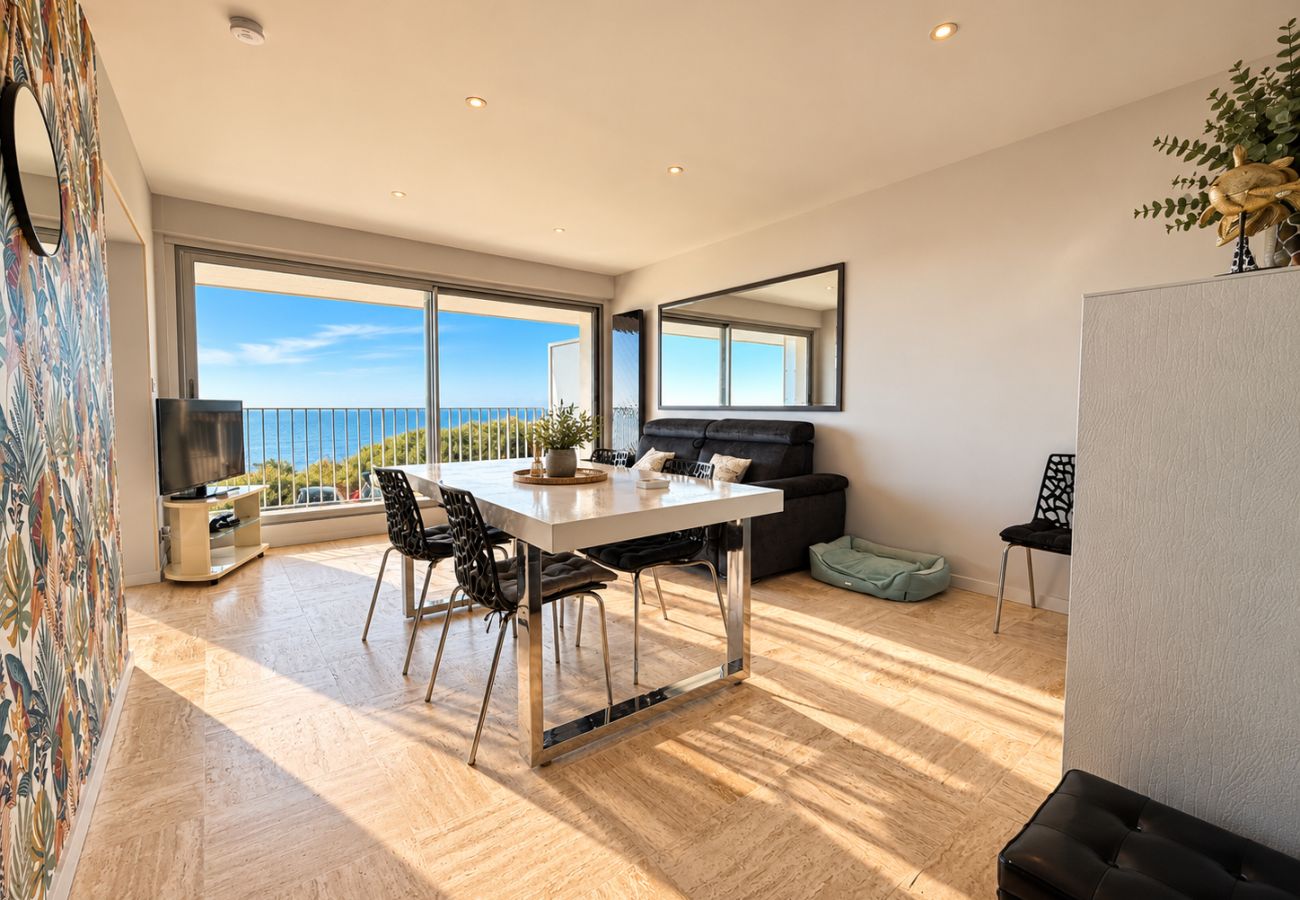 Appartement à Les Sables-d´Olonne - Joli appartement rénové face mer 4 pers Les Sables d'Olonne