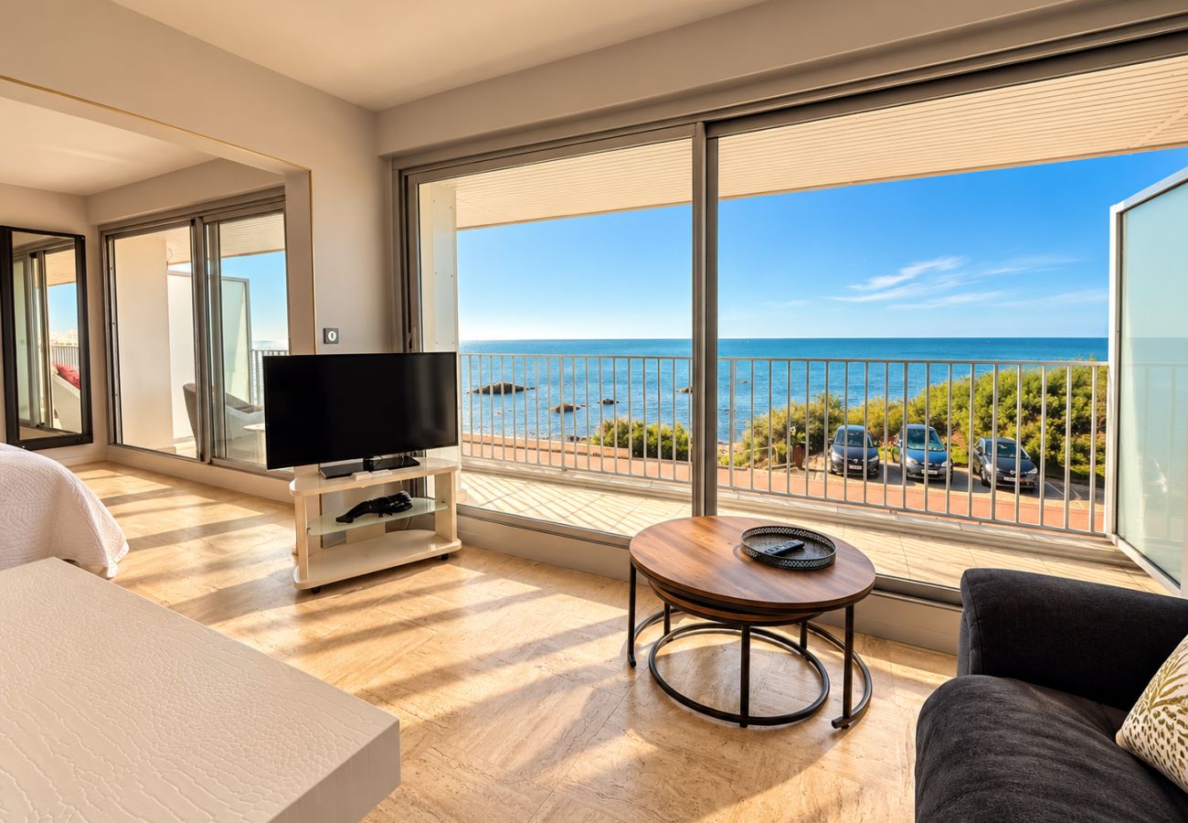 Appartement à Les Sables-d´Olonne - Joli appartement rénové face mer 4 pers Les Sables d'Olonne