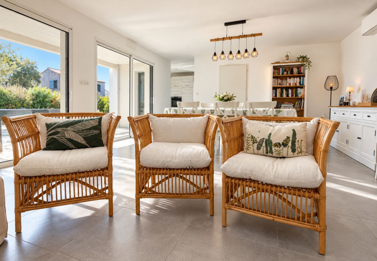 Maison à Talmont-Saint-Hilaire - Superbe maison PMR avec piscine 10 pers Talmont St Hilaire